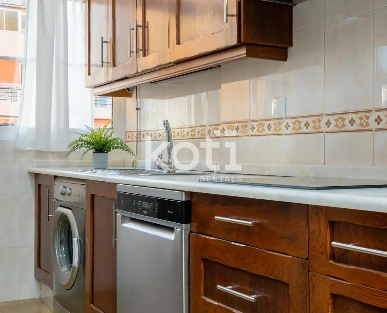 Koti Rentals - Diana فوينخيرولا